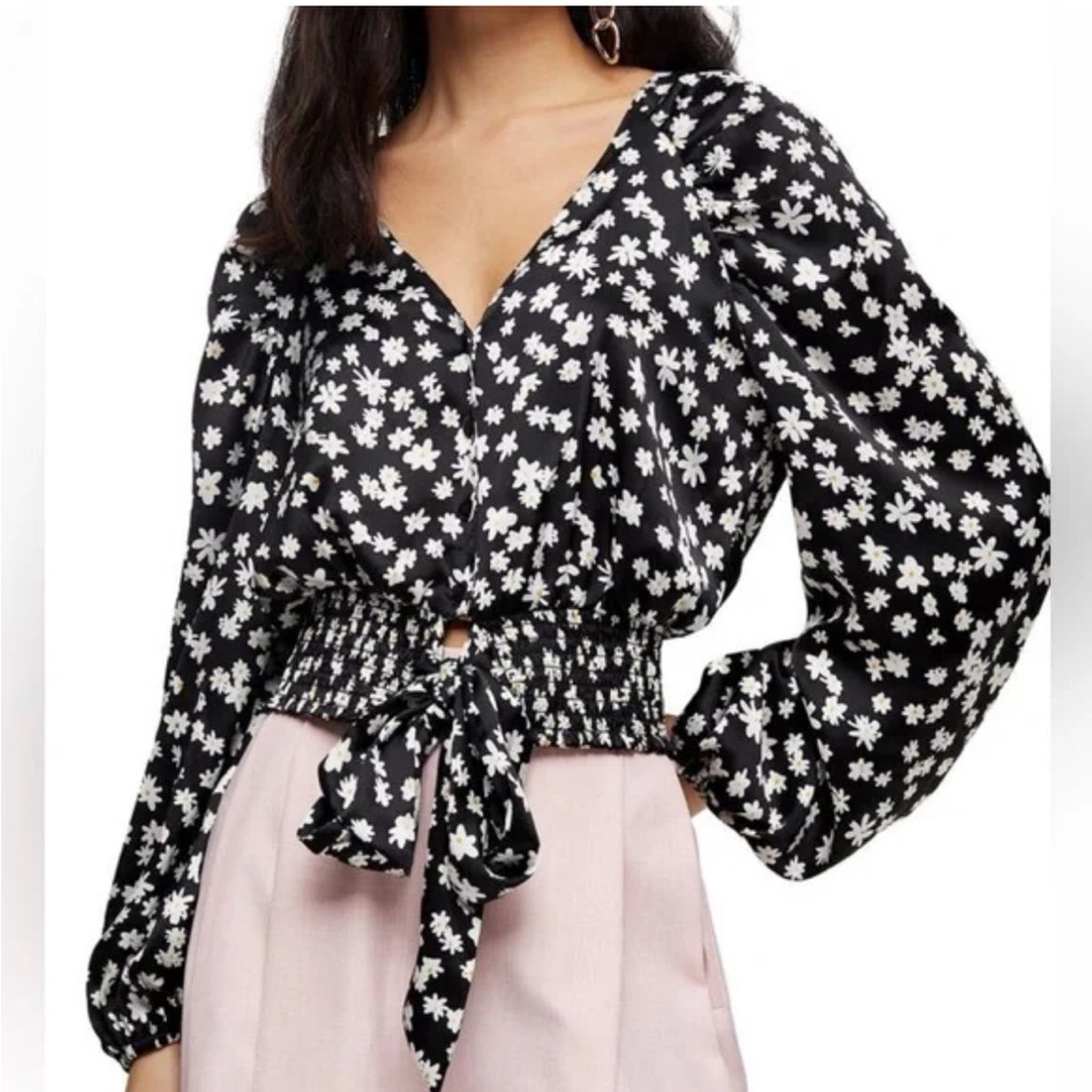NWOT Topshop Daisy Satin Tie Front Blouse - UK 14/EUR 42/US 10
